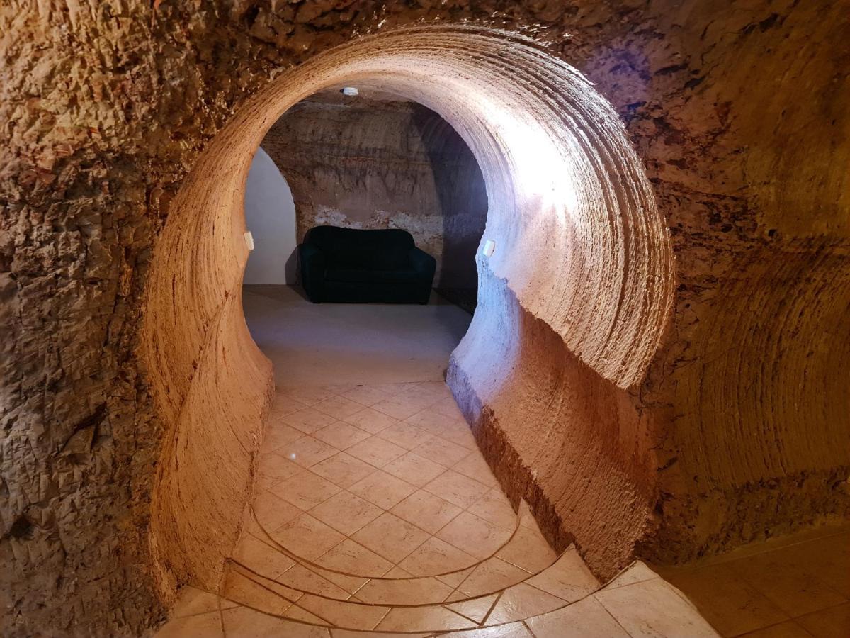 Underwood Court Fresh Dugout- Hosted By Coober Pedy Accommodations Dış mekan fotoğraf