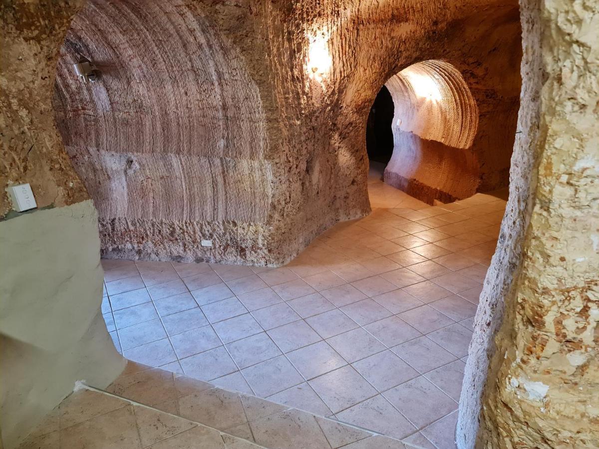 Underwood Court Fresh Dugout- Hosted By Coober Pedy Accommodations Dış mekan fotoğraf