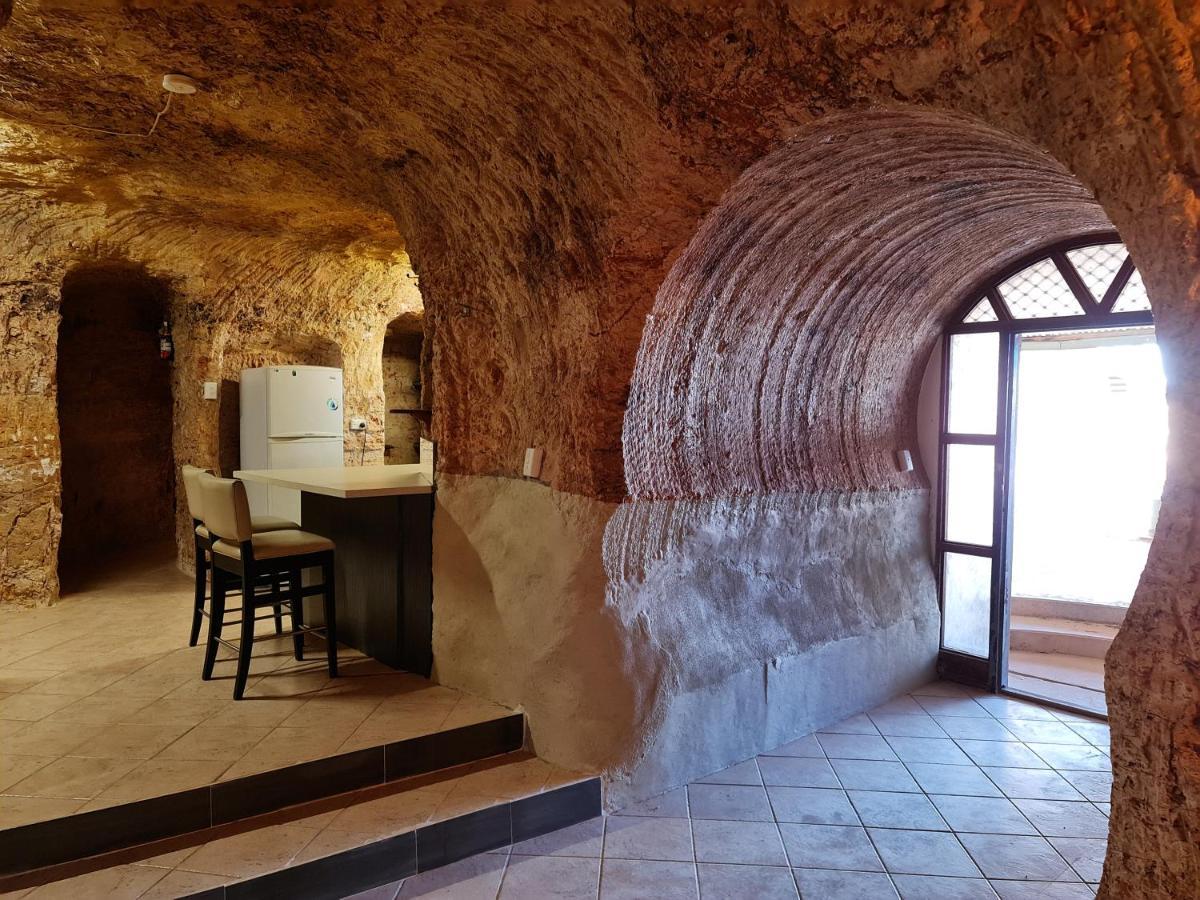 Underwood Court Fresh Dugout- Hosted By Coober Pedy Accommodations Dış mekan fotoğraf